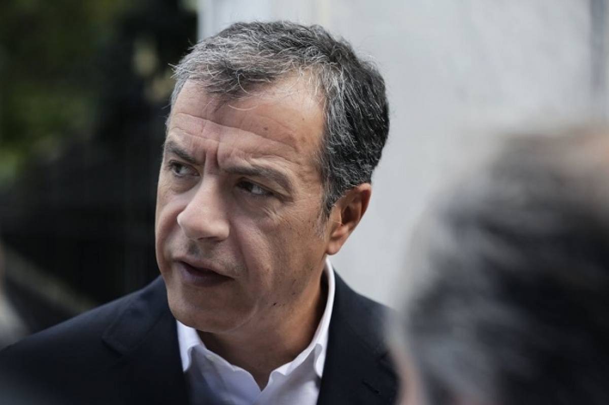 «Όχι» Θεοδωράκη στη μαύρη εργασία και την εκμετάλλευση