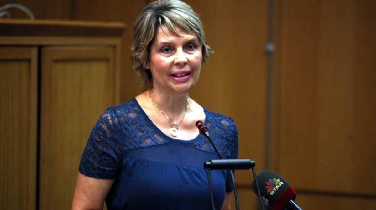 Παπακώστα: Να αλλάξει ο νόμος Γαβρόγλου για το άσυλο