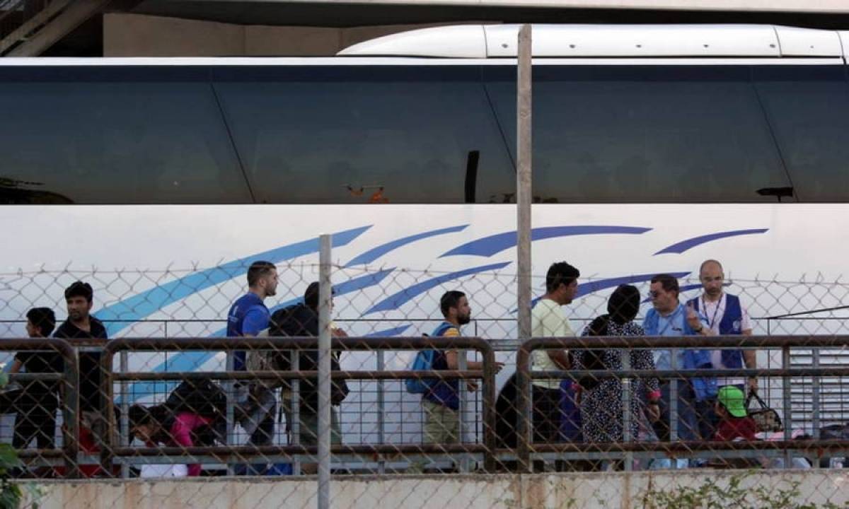 Τέλος η φιλοξενία προσφύγων σε ξενοδοχεία