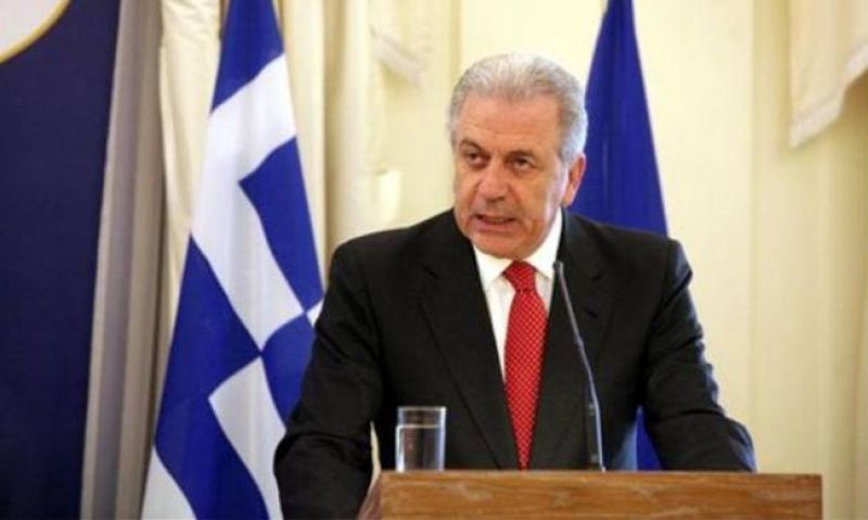 Αβραμόπουλος: Σε τέσσερις εβδομάδες έτοιμα τα hotspots