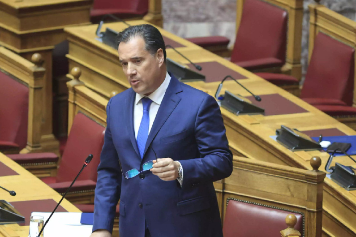 Ν/σ για ομόφυλα ζευγάρια- Γεωργιάδης: Ενώνει Ελλάδα με Δύση