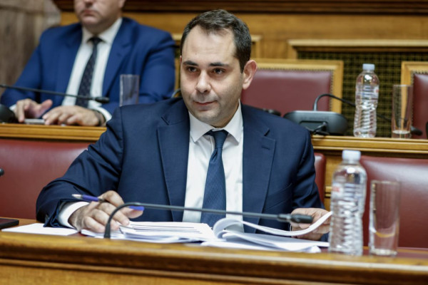 ΥΠΕΘΟ: Τα οφέλη από την πρόωρη αποπληρωμή του δημόσιου χρέους