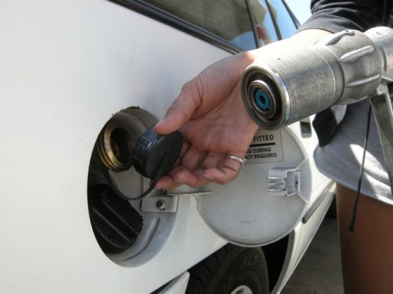 Απελευθερώνεται η κίνηση των ΙΧ με υγραέριο