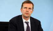 Ζάιμπερτ: Σημαντική πρόοδος στο Αιγαίο με τους διακινητές