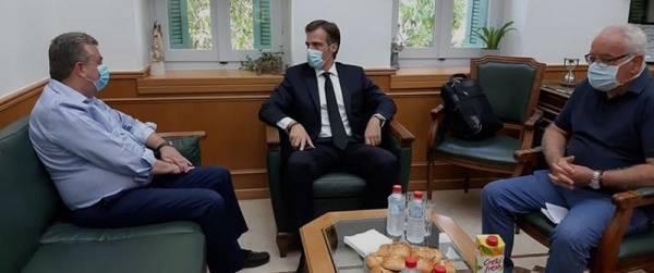Αρκουμανέας (ΕΟΔΥ): Τα περιοριστικά μέτρα αποδίδουν