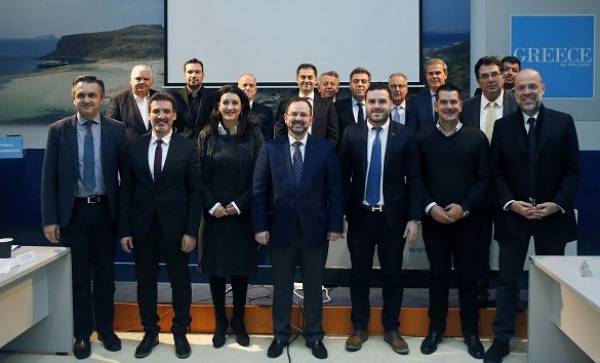 Θεοχάρης: Θέλουμε ποιοτικό τουρισμό 12 μηνών