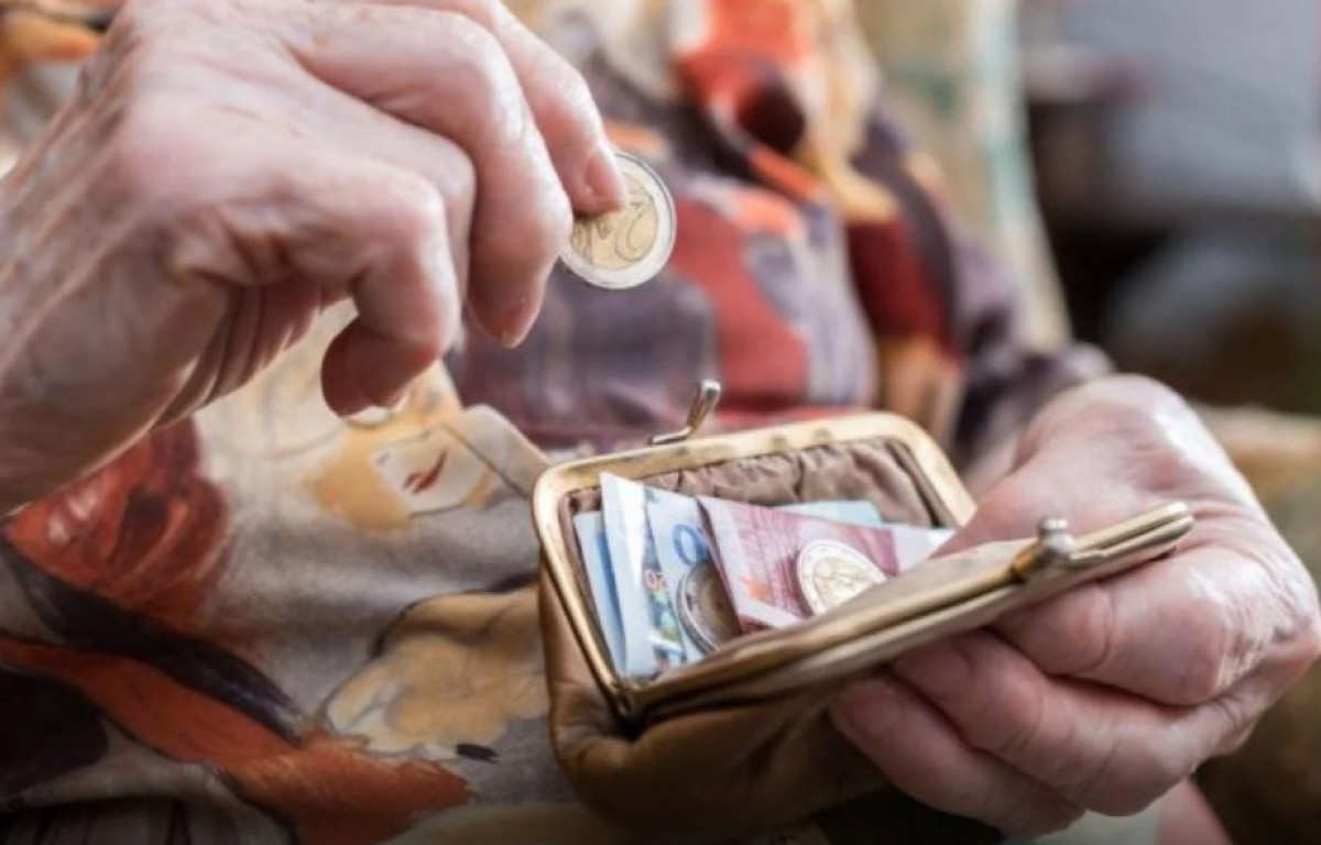 Τι ισχύει με την αύξηση 3% στις συντάξεις