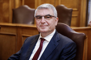 Τσακλόγλου: Πάνω από 180.000 οι συνταξιούχοι που εργάζονται