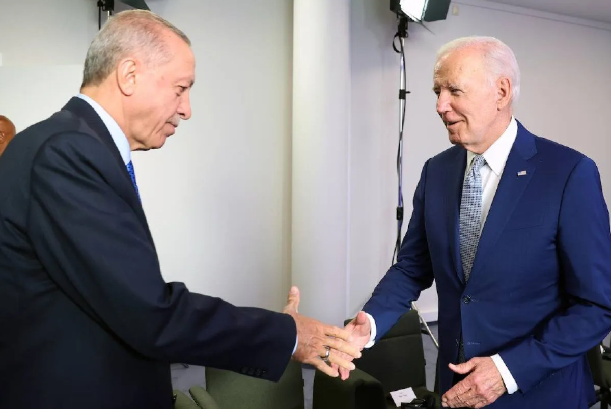 Το παρασκήνιο της αναβολής της συνάντησης Μπάιντεν - Ερντογάν