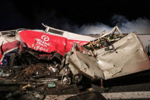 Τραγωδία στα Τέμπη: Συνελήφθη ο σταθμάρχης