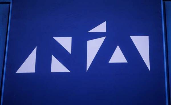 ΝΔ: Ωμή συναλλαγή πίσω από τις χλιδάτες διακοπές του κ.Τσίπρα