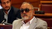Μονομερή διαγραφή του χρέους, ζητά από τον Τσίπρα, ο Κουρουπλής