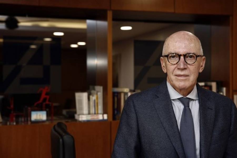 Ρουμελιώτης:Η Ελλάδα οδηγήθηκε ως πρόβατο επί σφαγήν στο πρώτο μνημόνιο