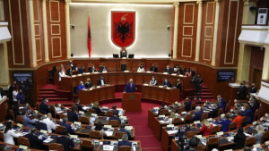 Αλβανία: «Ναι» από τη Βουλή στη συμμετοχή στο Συμβούλιο Ειρήνης του Τραμπ