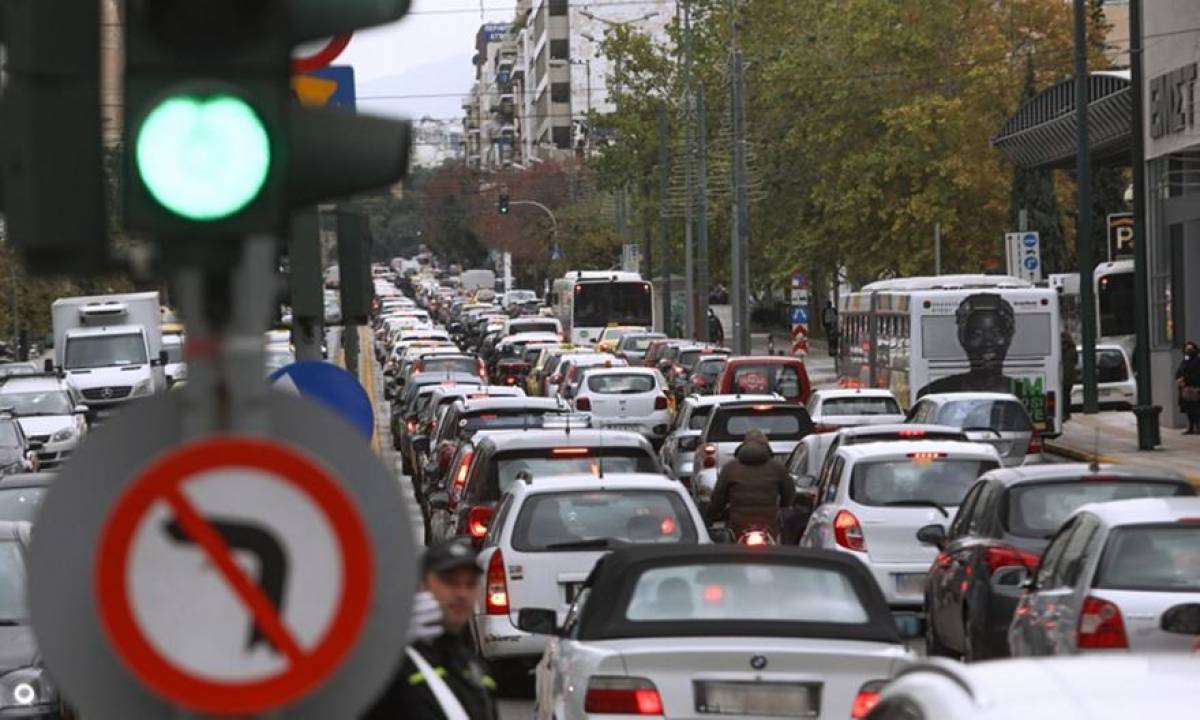 Παράταση δύο μηνών για τα τέλη κυκλοφορίας