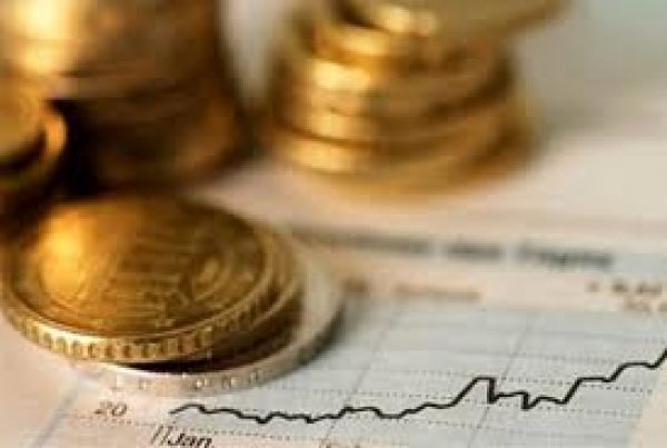 Επικίνδυνο το ράλι στα ελληνικά ομόλογα, λένε οι αναλυτές - Δεν έχουν εκλείψει οι κίνδυνοι