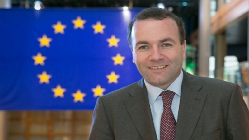 Βέμπερ:Ευρωπαϊκή λύση στο προσφυγικό παρά το κλείσιμο του βαλκανικού διαδρόμου