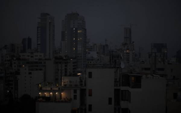 Στο... σκοτάδι ο Λίβανος, λόγω έλλειψης καυσίμων