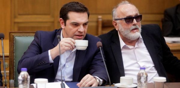 Εντάξει, ησυχάσαμε: Ο Τσίπρας συγκάλεσε σύσκεψη για την πετρελαιοκηλίδα