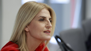 Αυγέρη: Καμία έγνοια Μητσοτάκη για τη δημόσια παιδεία και υγεία