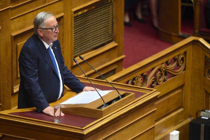 Μηνύματα Γιούνκερ στην Τουρκία για Αιγαίο, Κύπρο και στρατιωτικούς