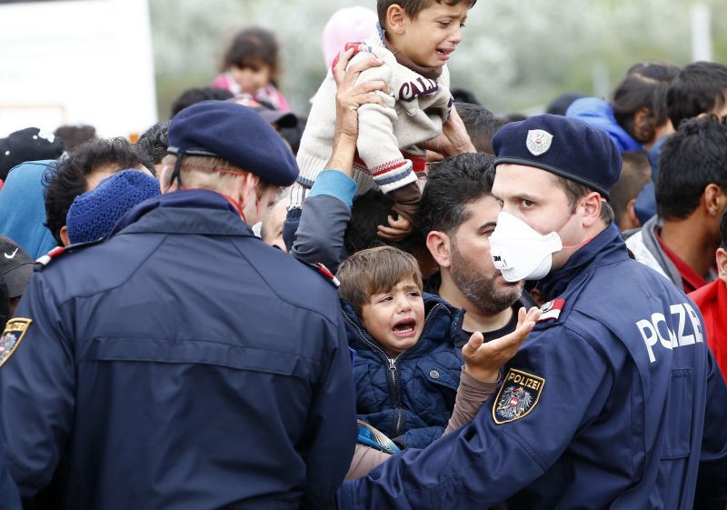 Η Γερμανία ενισχύει τους συνοριακούς ελέγχους με την Ελβετία
