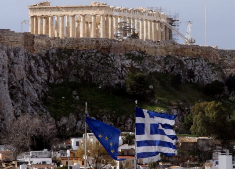 Άρθρο-διακήρυξη για επανεξέταση του χρέους από οκτώ ευρωβουλευτές