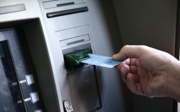 Capital controls: Νέα χαλάρωση- Ποιο το νέο μηνιαίο όριο αναλήψεων