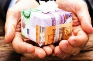 Δώρο Πάσχα: Το ειδικό έντυπο που υποβάλλουν οι επιχειρήσεις-εργοδότες