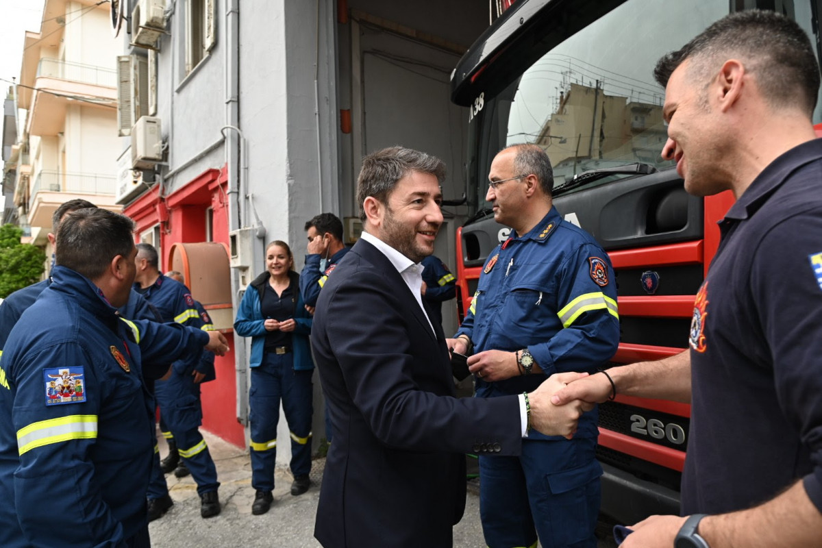 Ανδρουλάκης: Πλαφόν στη λιανική τιμή του ηλεκτρικού ρεύματος