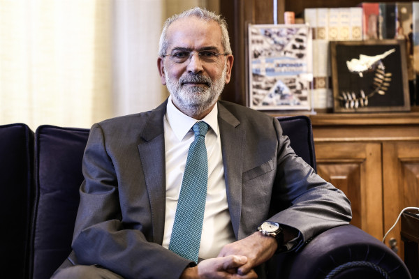 Σαρμάς: Αποχωρεί απ'το δικαστικό σώμα ο πρόεδρος του Ελεγκτικού Συνεδρίου