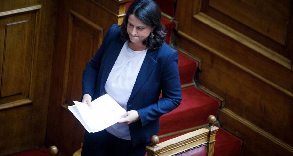 Κεραμέως: Καμία αναστολή της δια ζώσης λειτουργίας των σχολείων