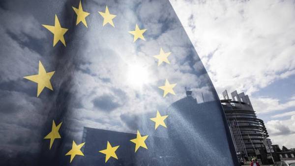 Σε «προεκλογικό» πάγο αγορά και έκθεση αξιολόγησης των θεσμών;
