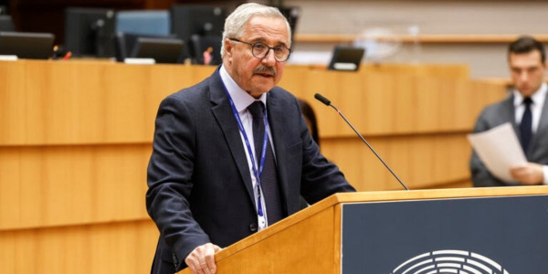 Μανιάτης προς Κομισιόν: Κυρώσεις για τουρκικές παραβιάσεις στην Αλεξανδρούπολη