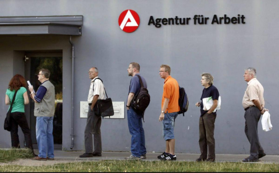Γερμανία: Λιγότερο από το αναμενόμενο αυξήθηκε η ανεργία τον Μάιο