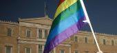 Μήπως η «διόρθωση φύλου» κάψει την κυβέρνηση;