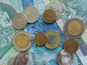 Αρνητικό ρεκόρ 25ετίας στην Πολωνία- Έφτασε το 17,9% ο πληθωρισμός