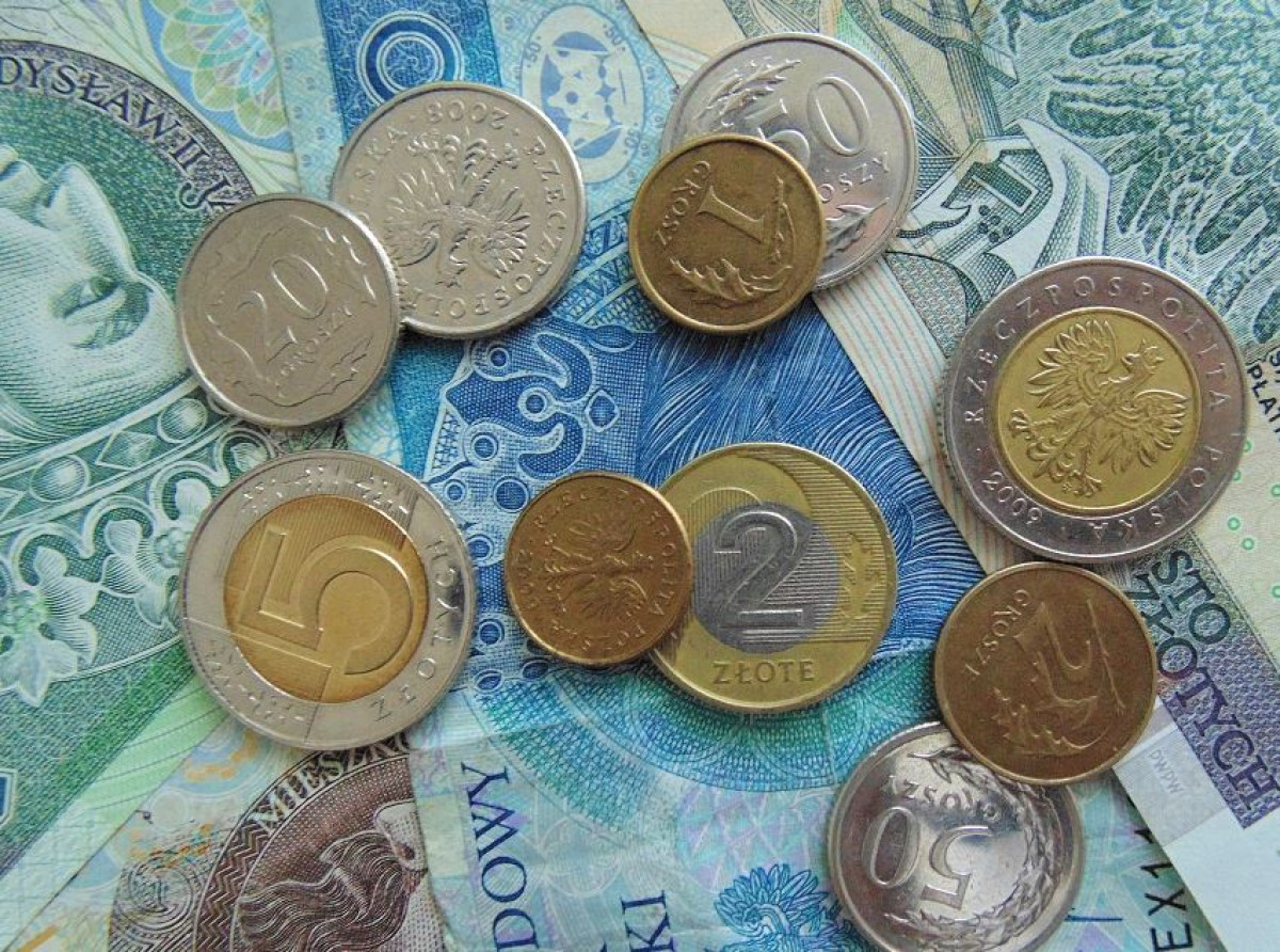 Αρνητικό ρεκόρ 25ετίας στην Πολωνία- Έφτασε το 17,9% ο πληθωρισμός