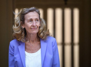 Γαλλία: Αλλαγή υπουργού Παιδείας λόγω…προτίμησης σε ιδιωτικά σχολεία
