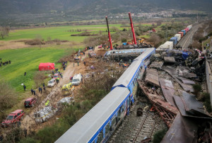 Τέμπη: Λεπτό προς λεπτό η στιγμή της μοιραίας σύγκρουσης (video)