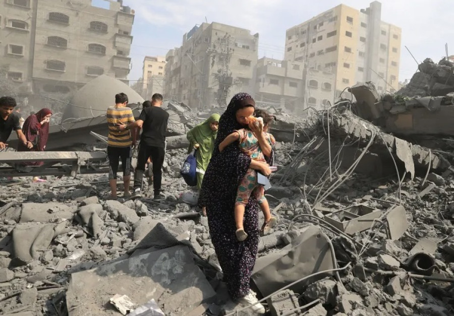 Άνοιξαν ανθρωπιστικοί διάδρομοι για εκκένωση της Γάζας- Ετοιμάζεται το Ισραήλ