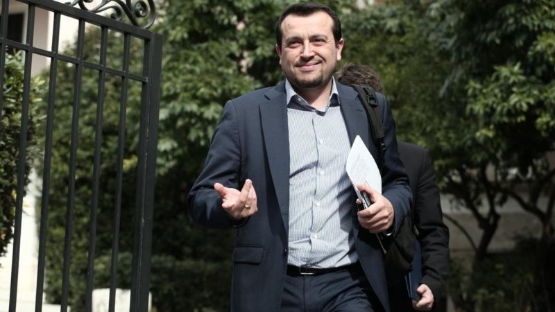 Τηλεοπτικές άδειες: Συνάντηση Παππά τη Δευτέρα με τους νέους καναλάρχες