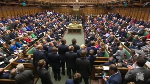 Νέα ψηφοφορία για τις εναλλακτικές του Brexit