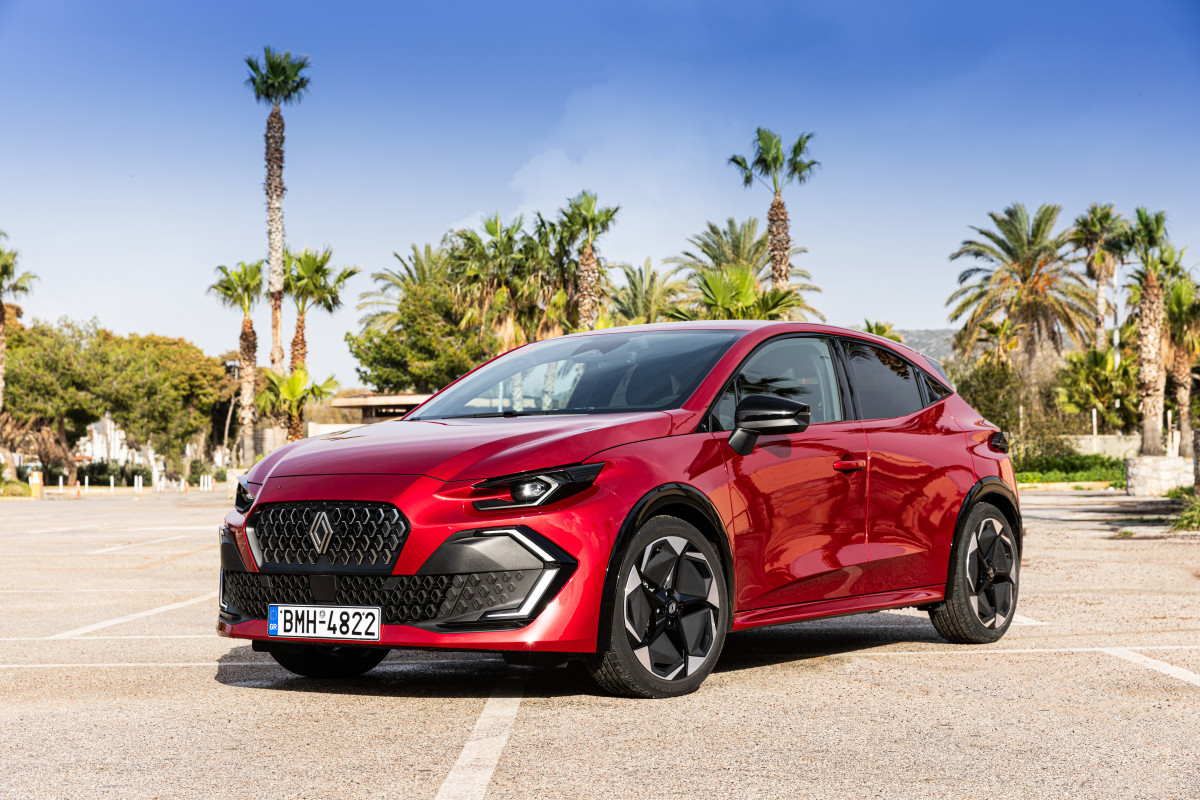Το νέο Renault Clio είναι άμεσα διαθέσιμο στην ελληνική αγορά με τιμές από €20.900