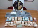 ΕΛΑΣ: Κιλά κοκαΐνης και 287.060ευρώ βρέθηκαν σε φορτηγό από Ιταλία
