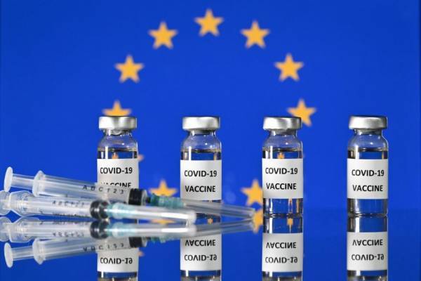 Αυτό είναι το ποσοστό των πλήρως εμβολιασμένων Ευρωπαίων
