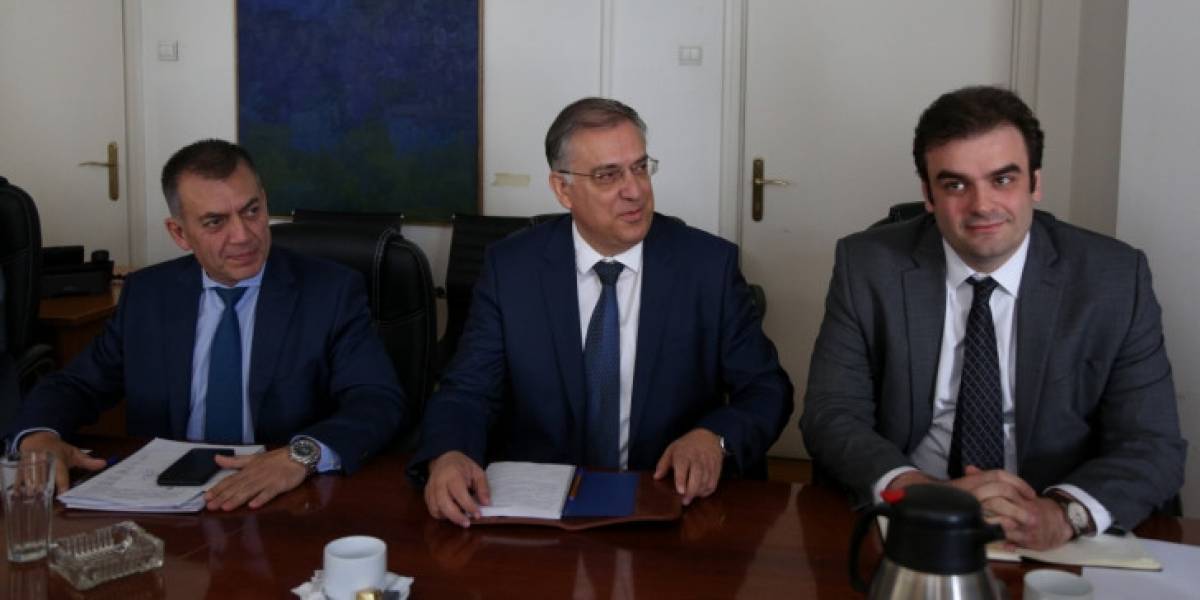 Η άμεση έκδοση των συντάξεων αποφασίστηκε στη διυπουργική σύσκεψη