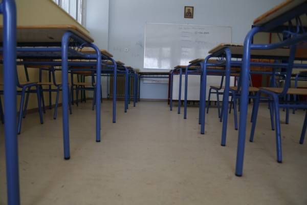 Έκτακτη ενίσχυση 700 ευρώ για μαθητευόμενους σε ΙΕΚ και ΕΠΑΛ