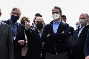 Ενημέρωση Μητσοτάκη για το σχέδιο αποκατάστασης της Διώρυγας της Κορίνθου