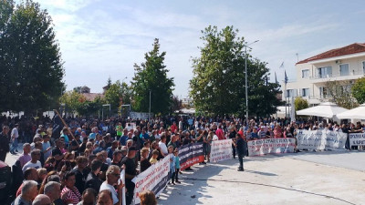 Μεγάλο συλλαλητήριο στην Καρδίτσα- «Ζητάμε τις ζωές μας πίσω»